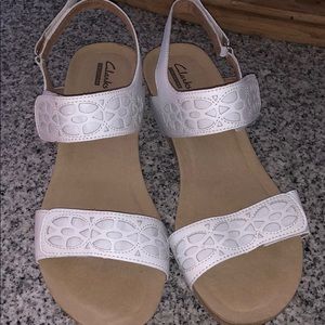 NWOT Clark’s Sandals